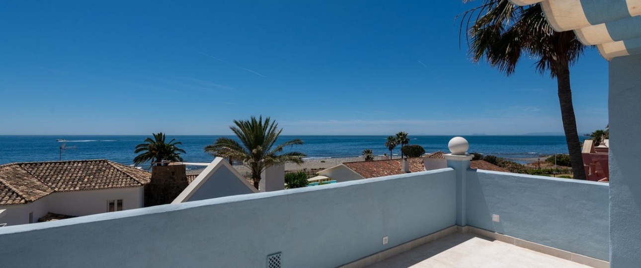 Resale - Villa - Marbella - Puerto Banús