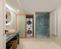 Resale - Villa - Marbella - Puerto Banús