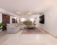 Resale - Villa - Marbella - Puerto Banús