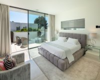 Resale - Villa - Marbella - Puerto Banús