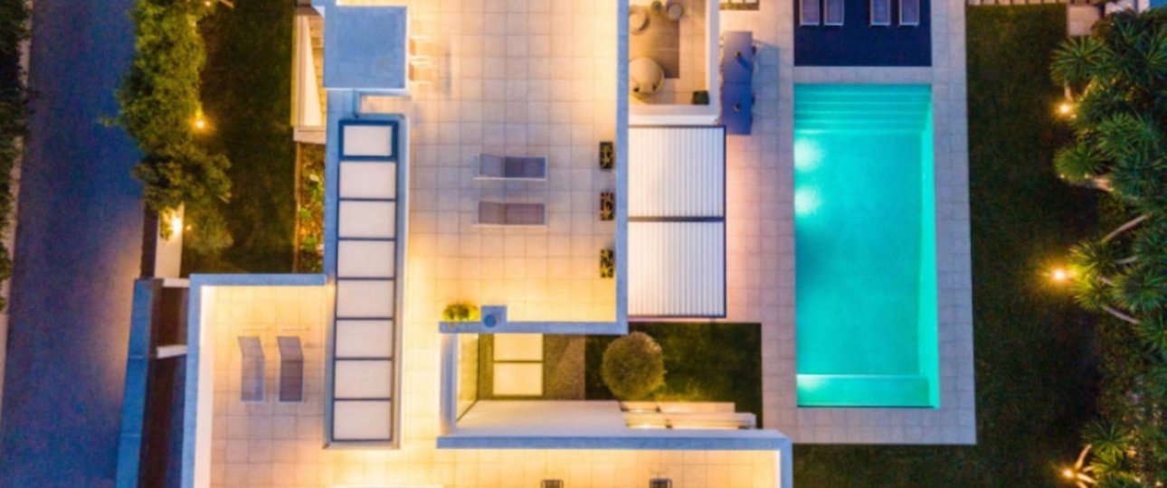 Resale - Villa - Marbella - Puerto Banús