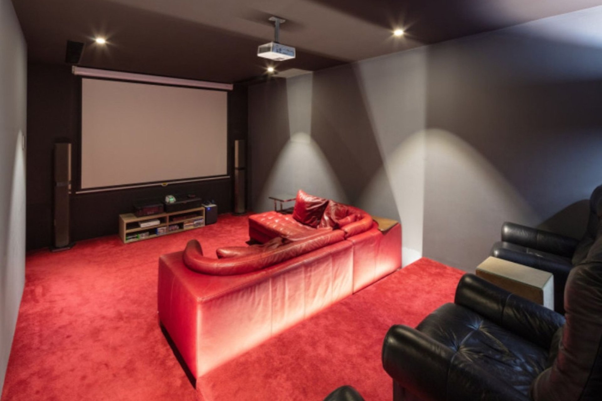 Resale - Villa - Marbella - Puerto Banús