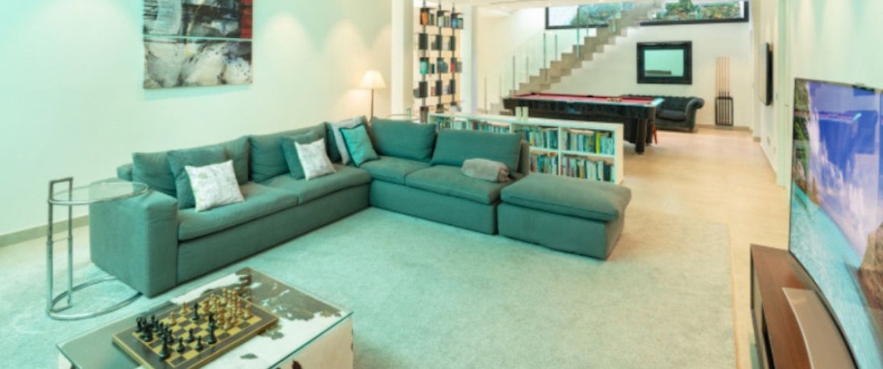 Resale - Villa - Marbella - Puerto Banús