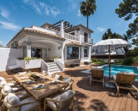 Resale - Villa - Marbella - Puerto Banús