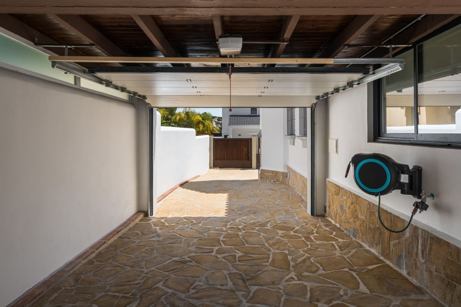 Resale - Villa - Marbella - Puerto Banús