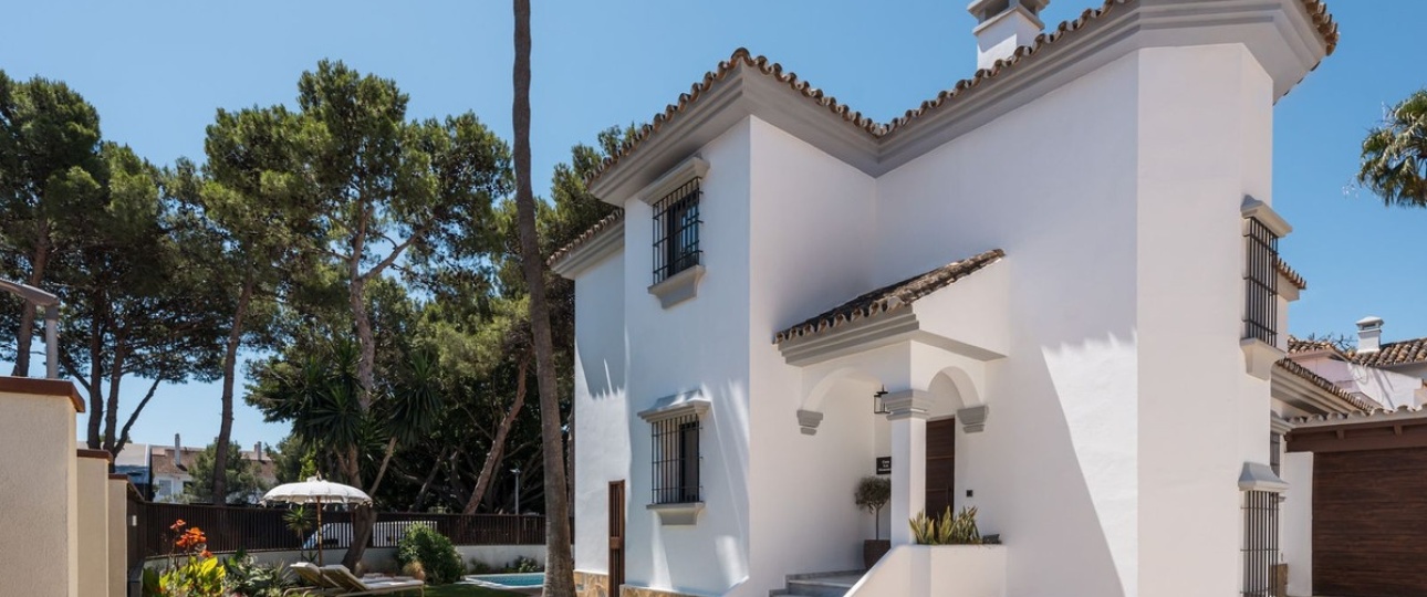 Resale - Villa - Marbella - Puerto Banús