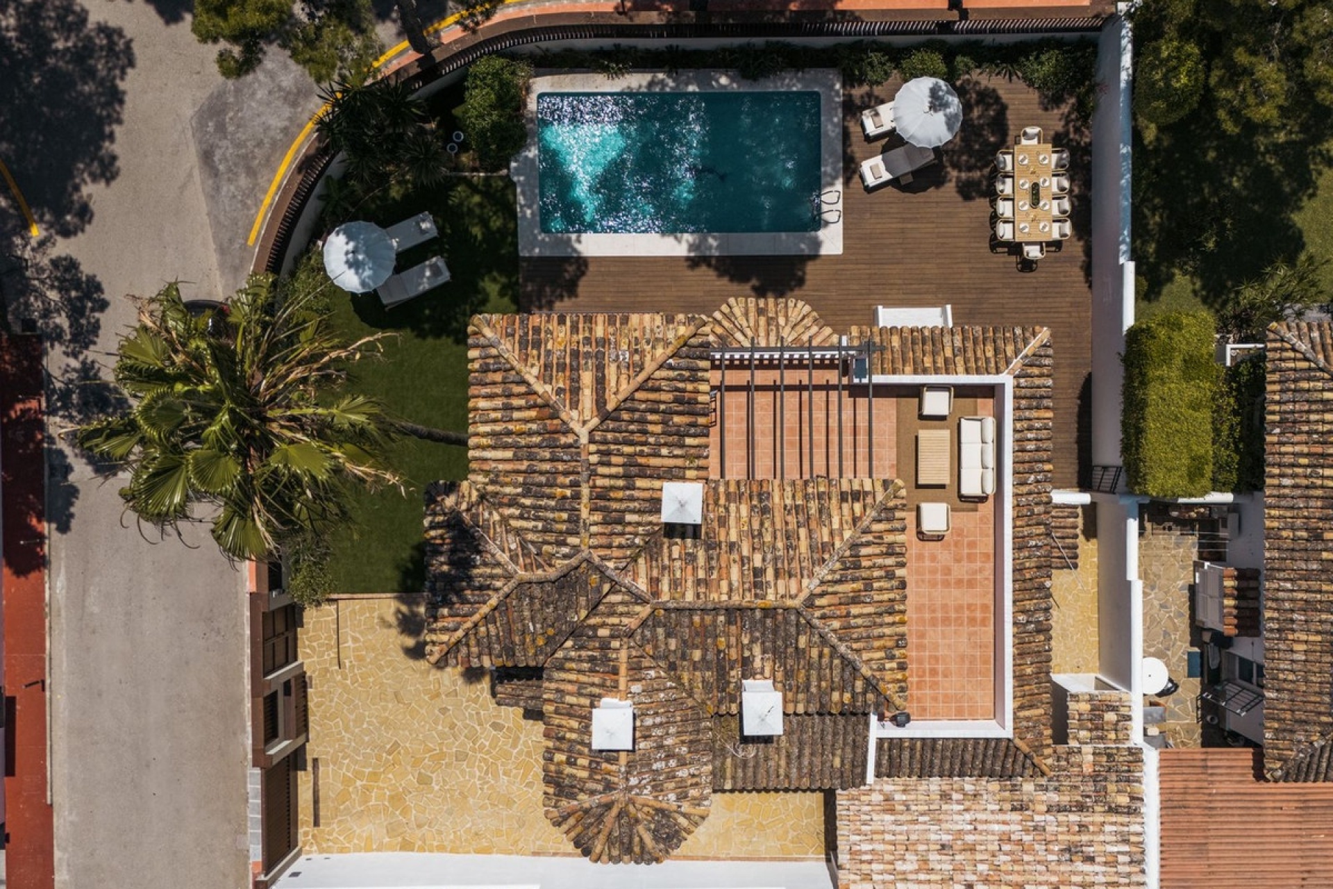 Resale - Villa - Marbella - Puerto Banús
