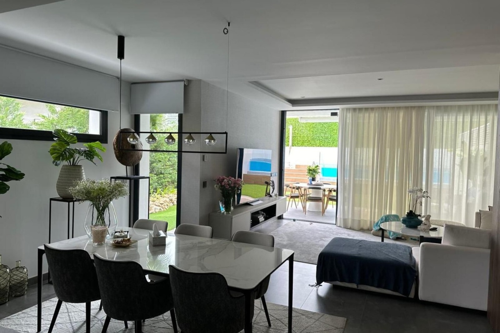 Resale - Villa - Marbella - Puerto Banús