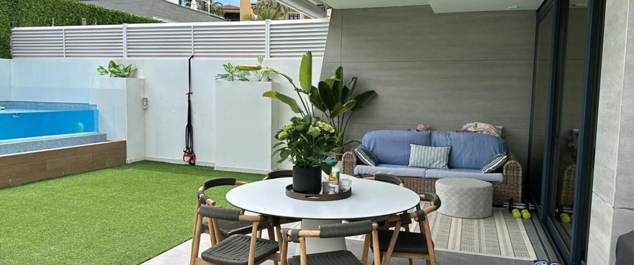 Resale - Villa - Marbella - Puerto Banús