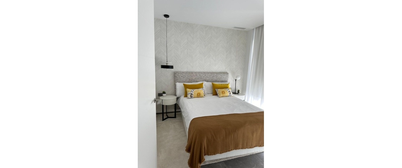 Resale - Villa - Marbella - Puerto Banús