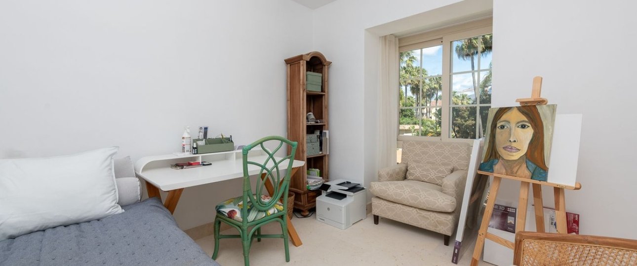 Resale - Villa - Marbella - Puerto Banús