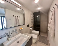Resale - Villa - Marbella - Puerto Banús