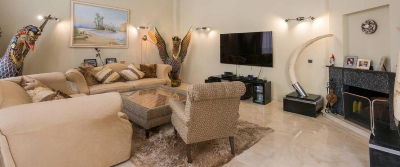 Resale - Villa - Marbella - Puerto Banús