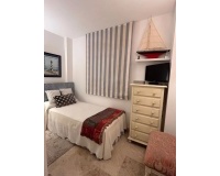 Resale - Villa - Marbella - Puerto Banús
