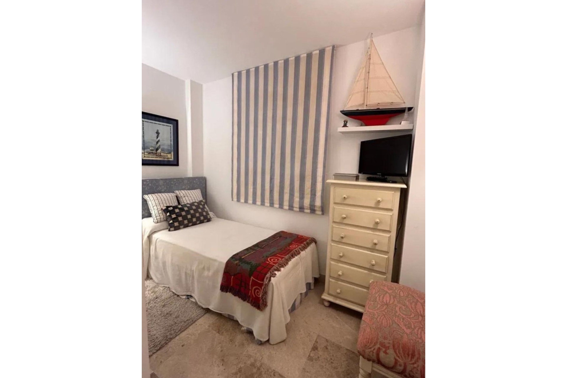 Resale - Villa - Marbella - Puerto Banús