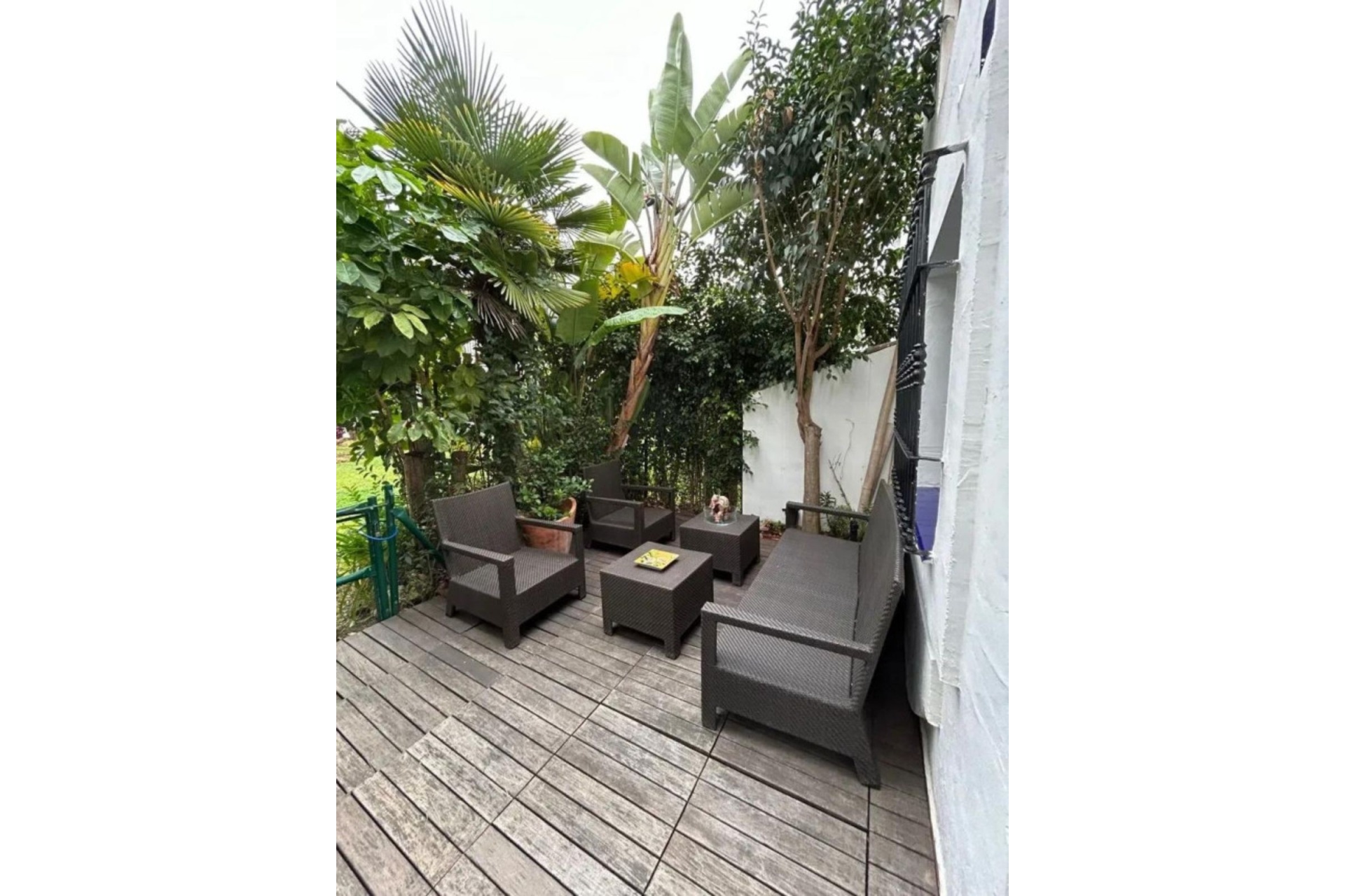 Resale - Villa - Marbella - Puerto Banús