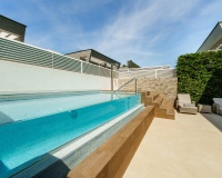 Resale - Villa - Marbella - Puerto Banús