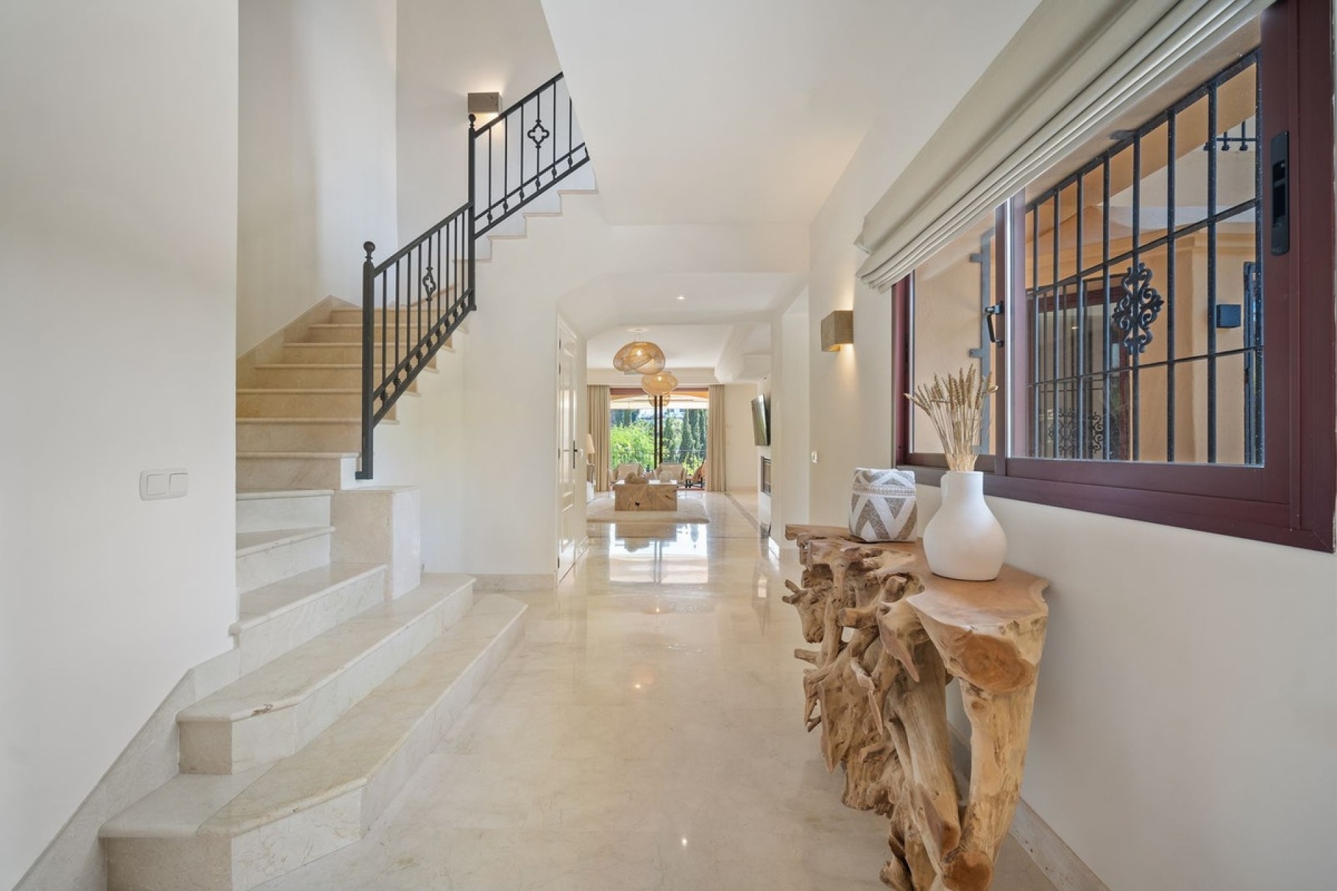 Resale - Villa - Marbella - Puerto Banús