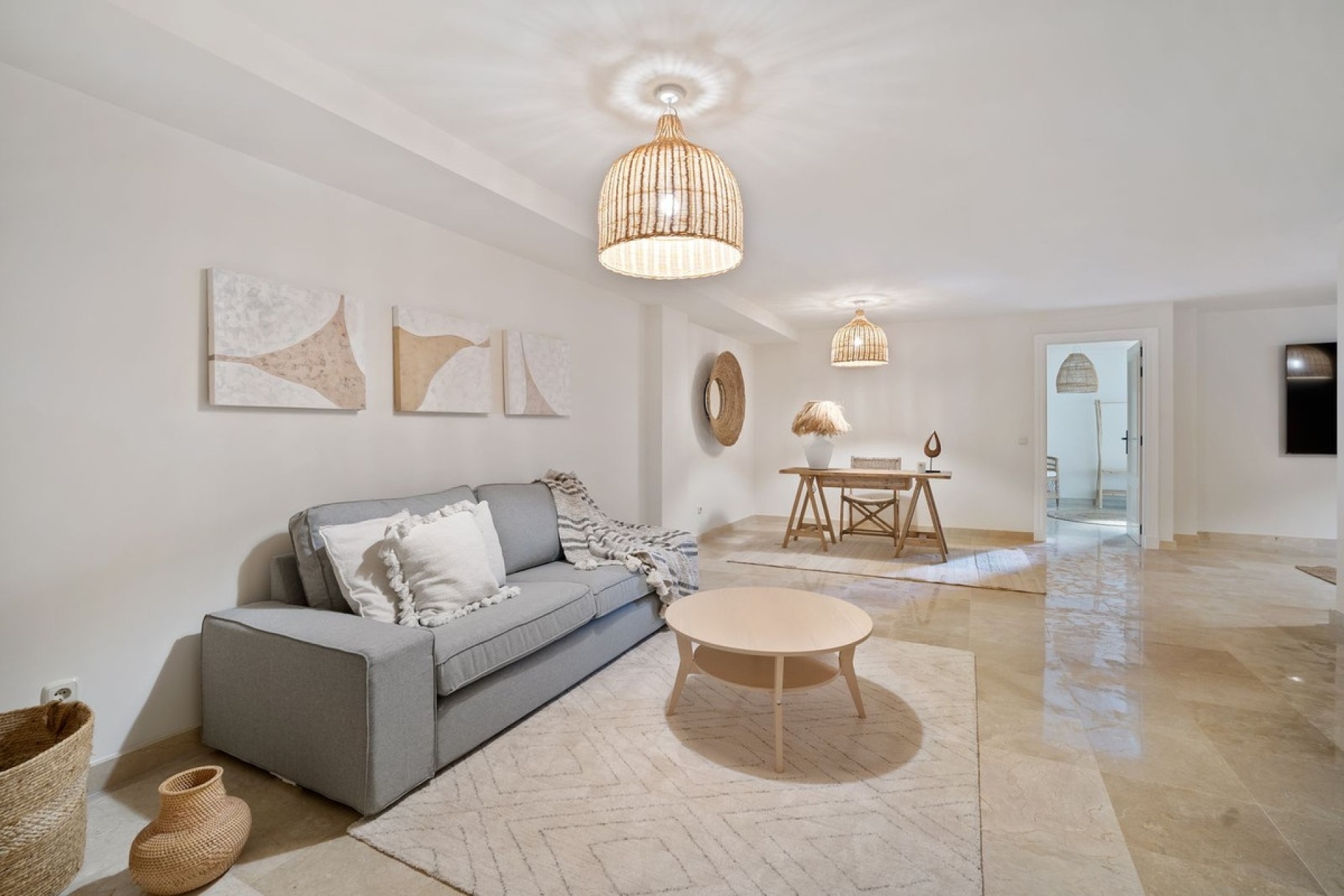 Resale - Villa - Marbella - Puerto Banús