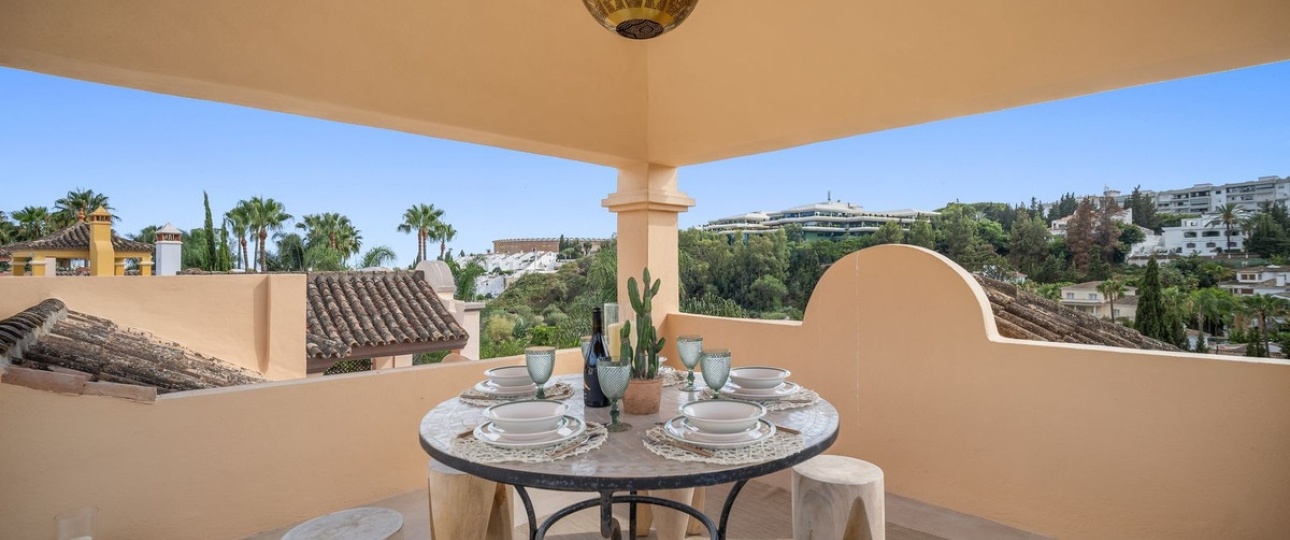 Resale - Villa - Marbella - Puerto Banús