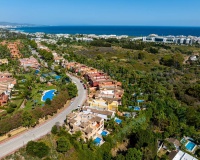 Resale - Villa - Marbella - Puerto Banús