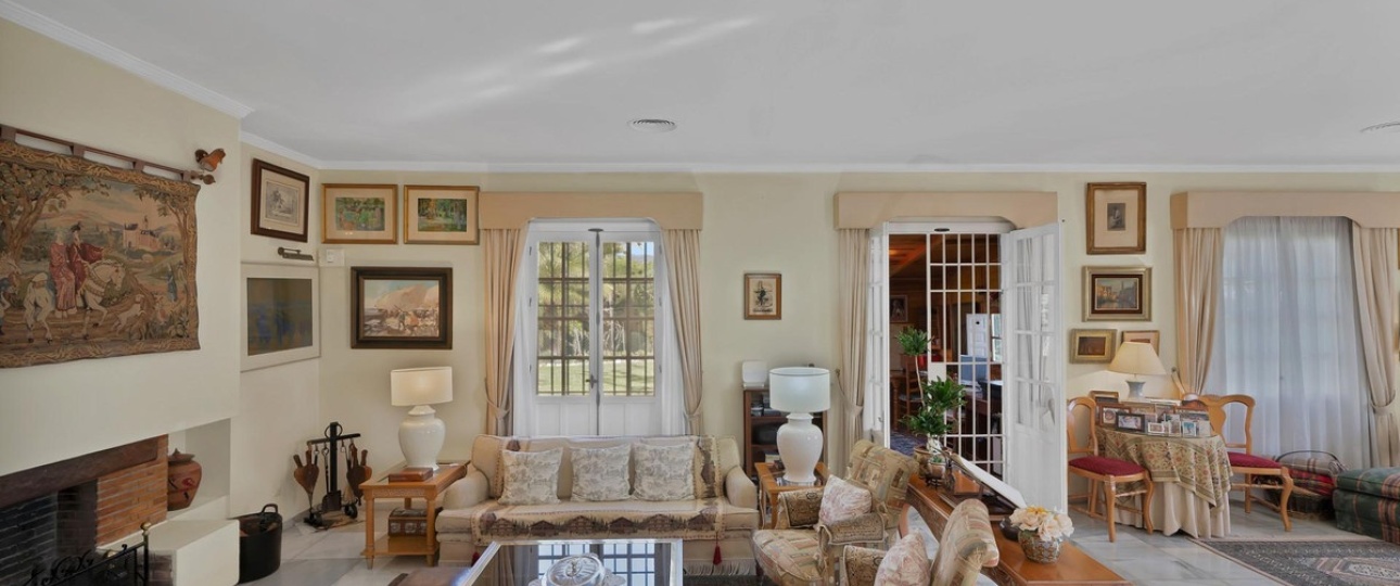 Resale - Villa - Marbella - Puerto Banús