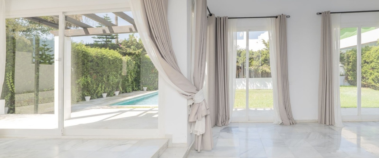 Resale - Villa - Marbella - Puerto Banús