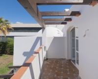 Resale - Villa - Marbella - Puerto Banús