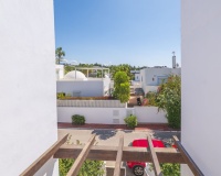Resale - Villa - Marbella - Puerto Banús