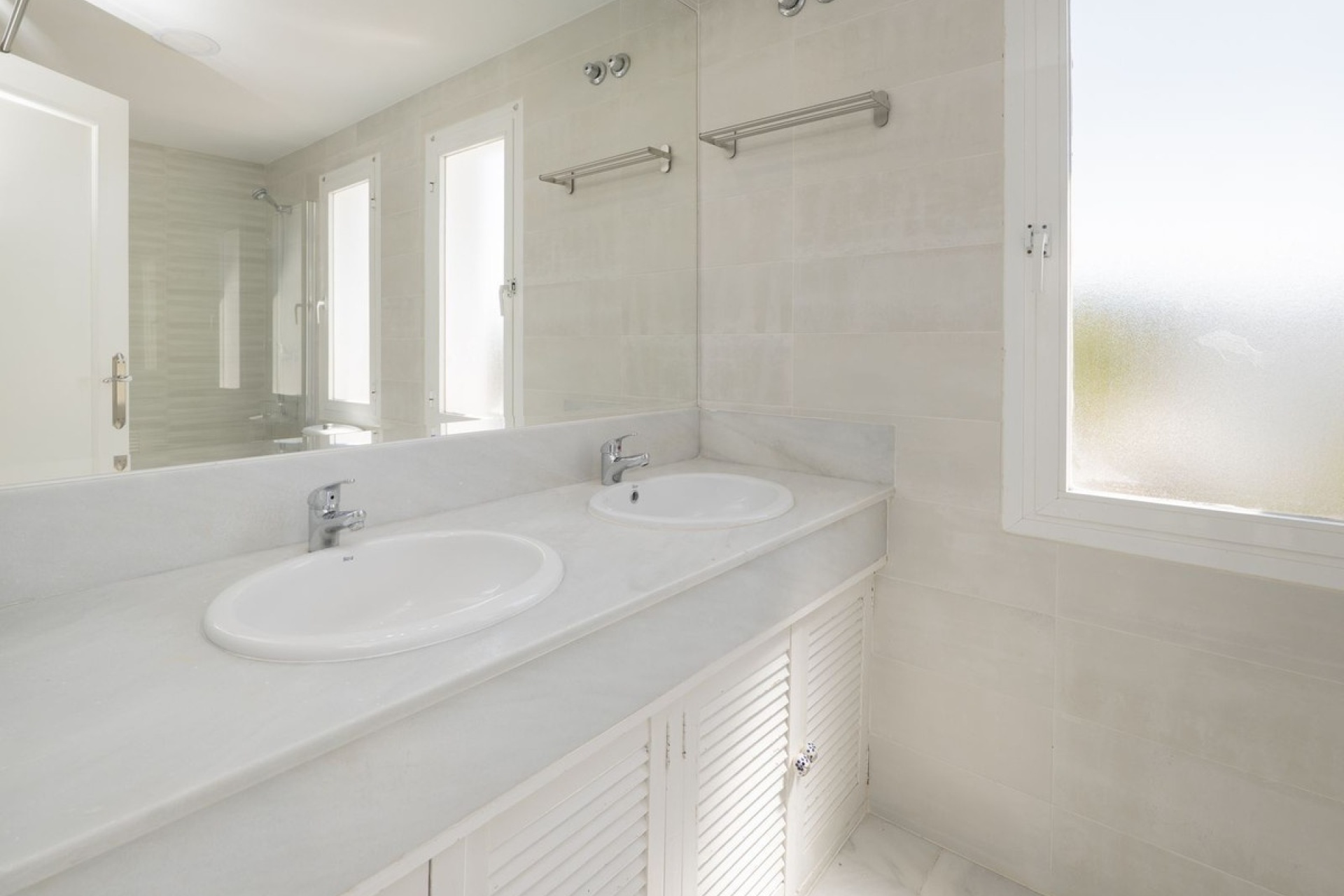 Resale - Villa - Marbella - Puerto Banús