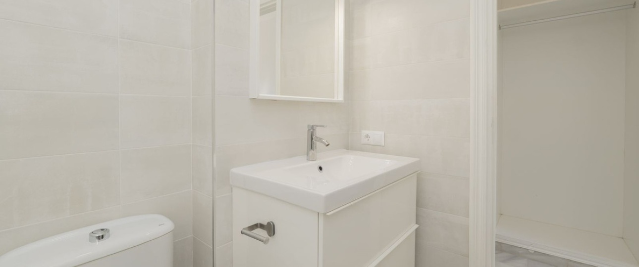 Resale - Villa - Marbella - Puerto Banús
