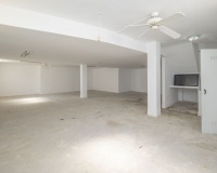 Resale - Villa - Marbella - Puerto Banús