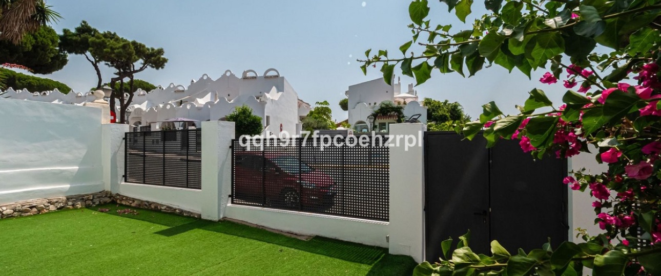 Resale - Villa - Marbella - Reserva de Marbella