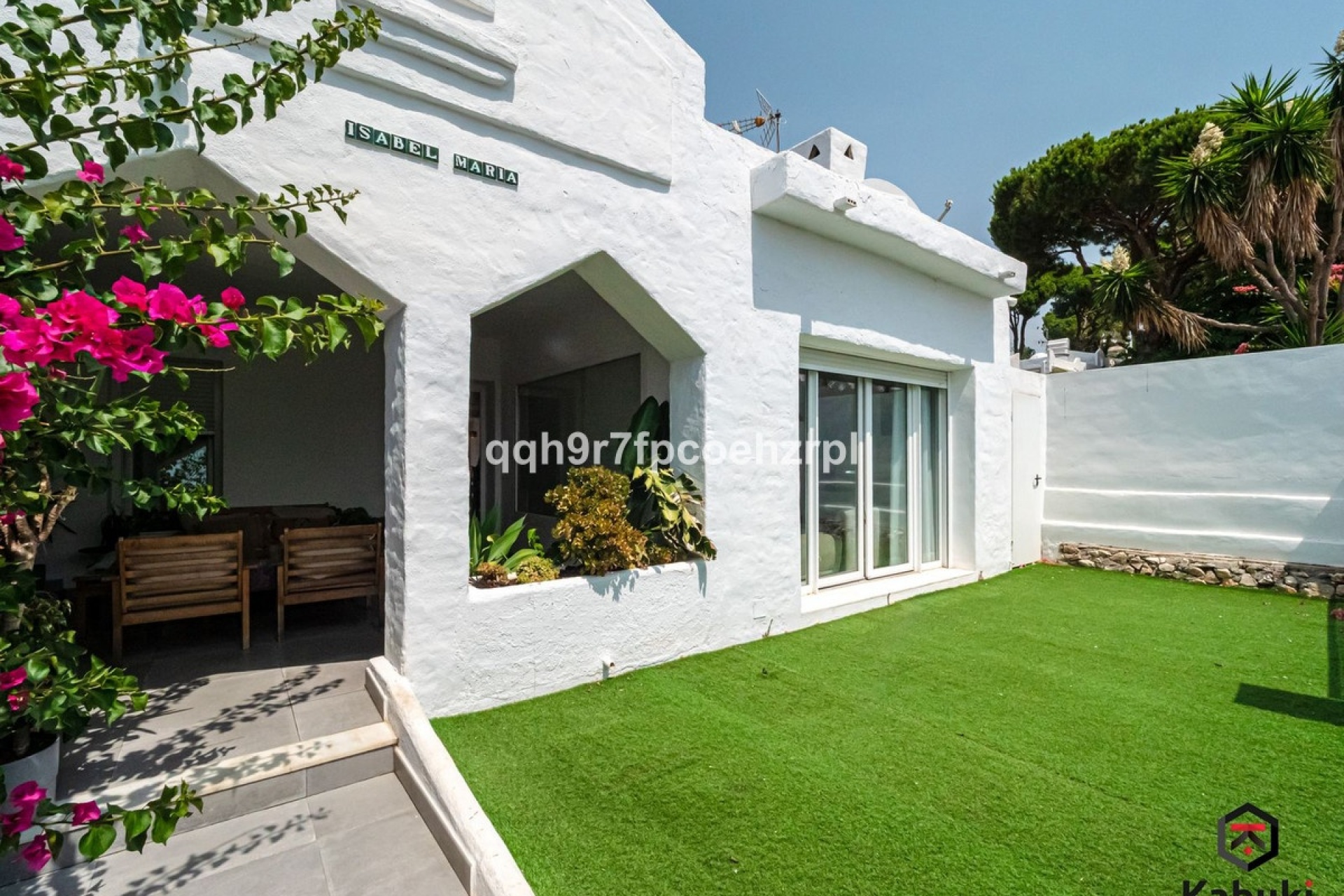 Resale - Villa - Marbella - Reserva de Marbella