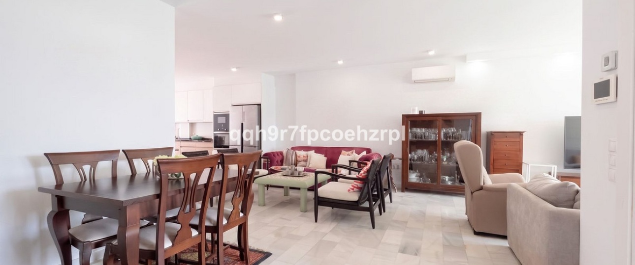 Resale - Villa - Marbella - Reserva de Marbella