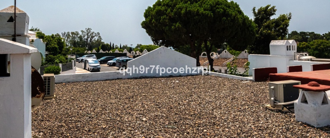 Resale - Villa - Marbella - Reserva de Marbella