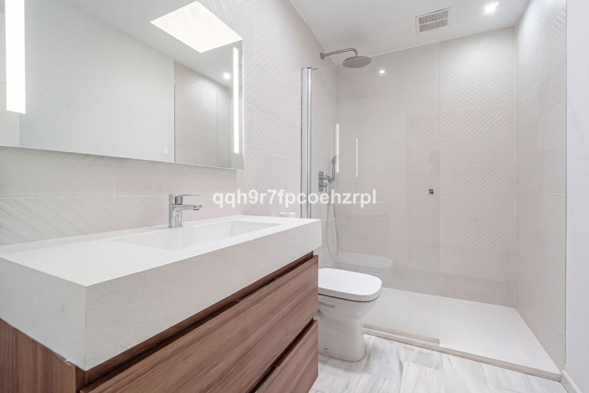 Resale - Villa - Marbella - Reserva de Marbella