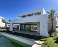 Resale - Villa - Marbella - Río Real