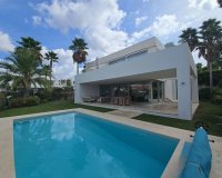 Resale - Villa - Marbella - Río Real
