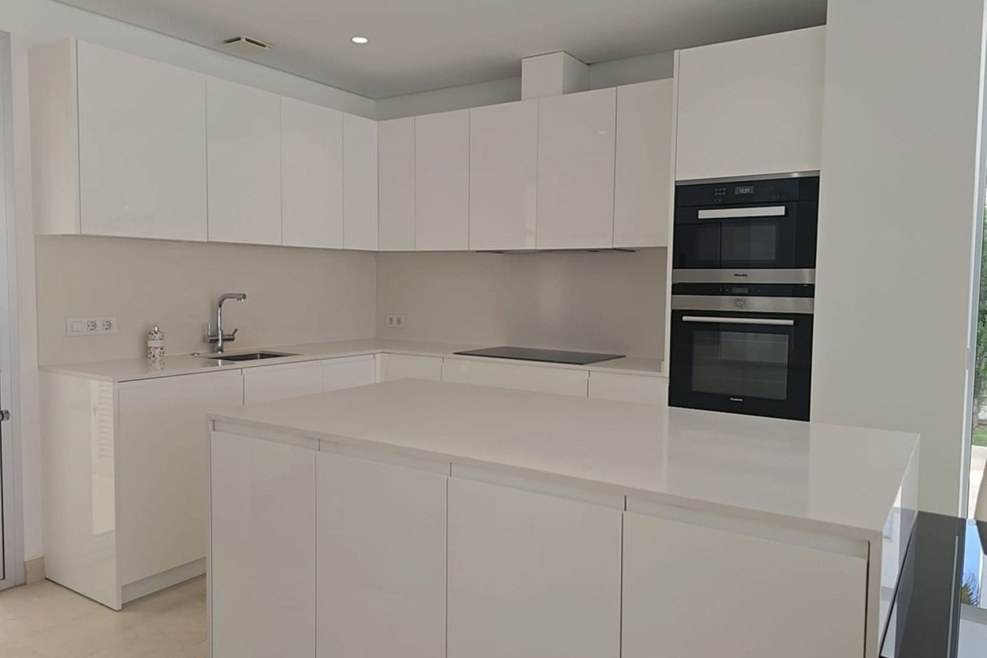 Resale - Villa - Marbella - Río Real