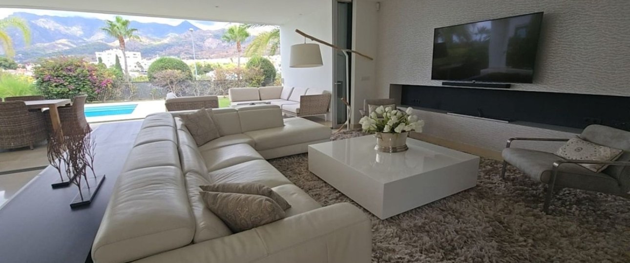 Resale - Villa - Marbella - Río Real