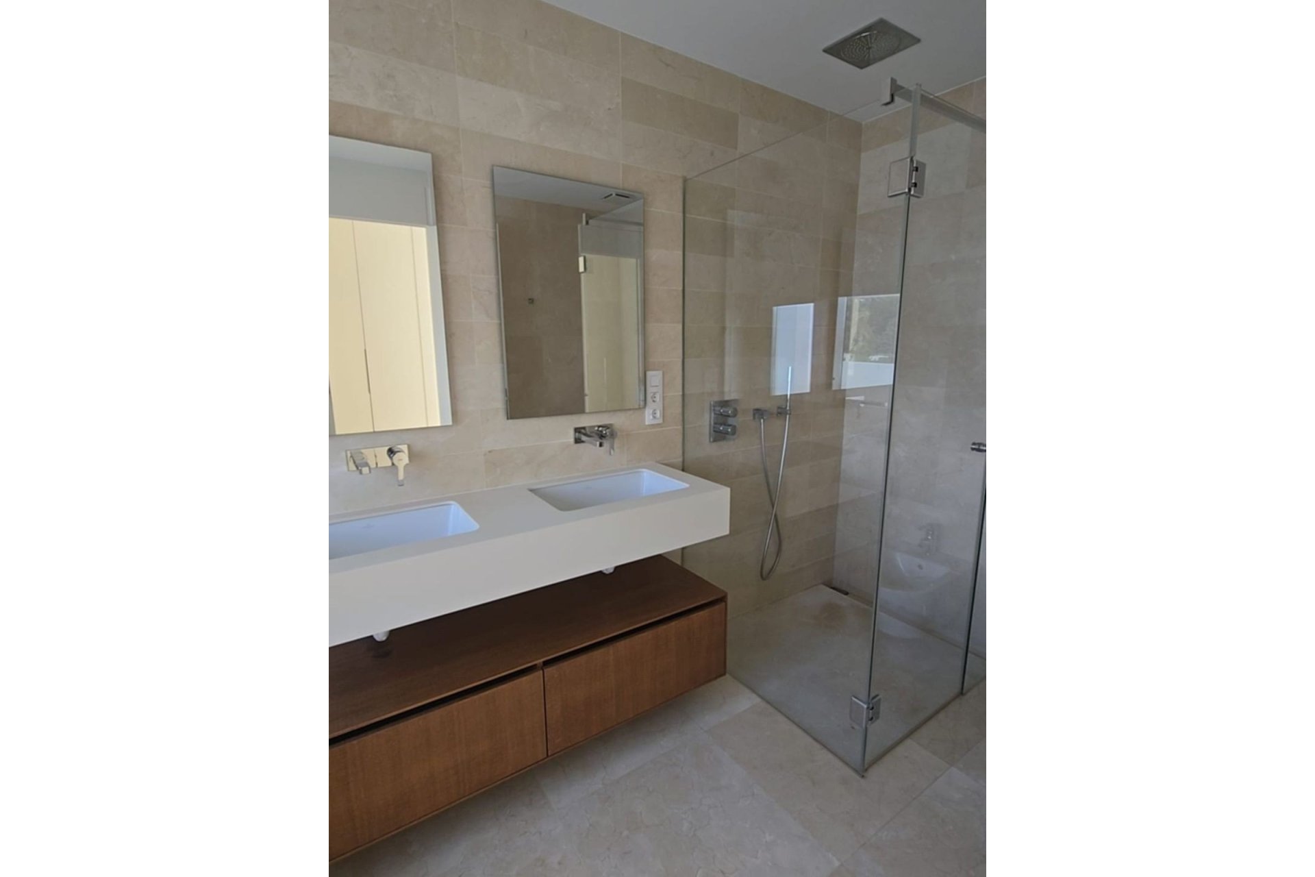 Resale - Villa - Marbella - Río Real