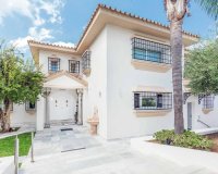 Resale - Villa - Marbella - Río Real