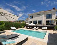 Resale - Villa - Marbella - Río Real