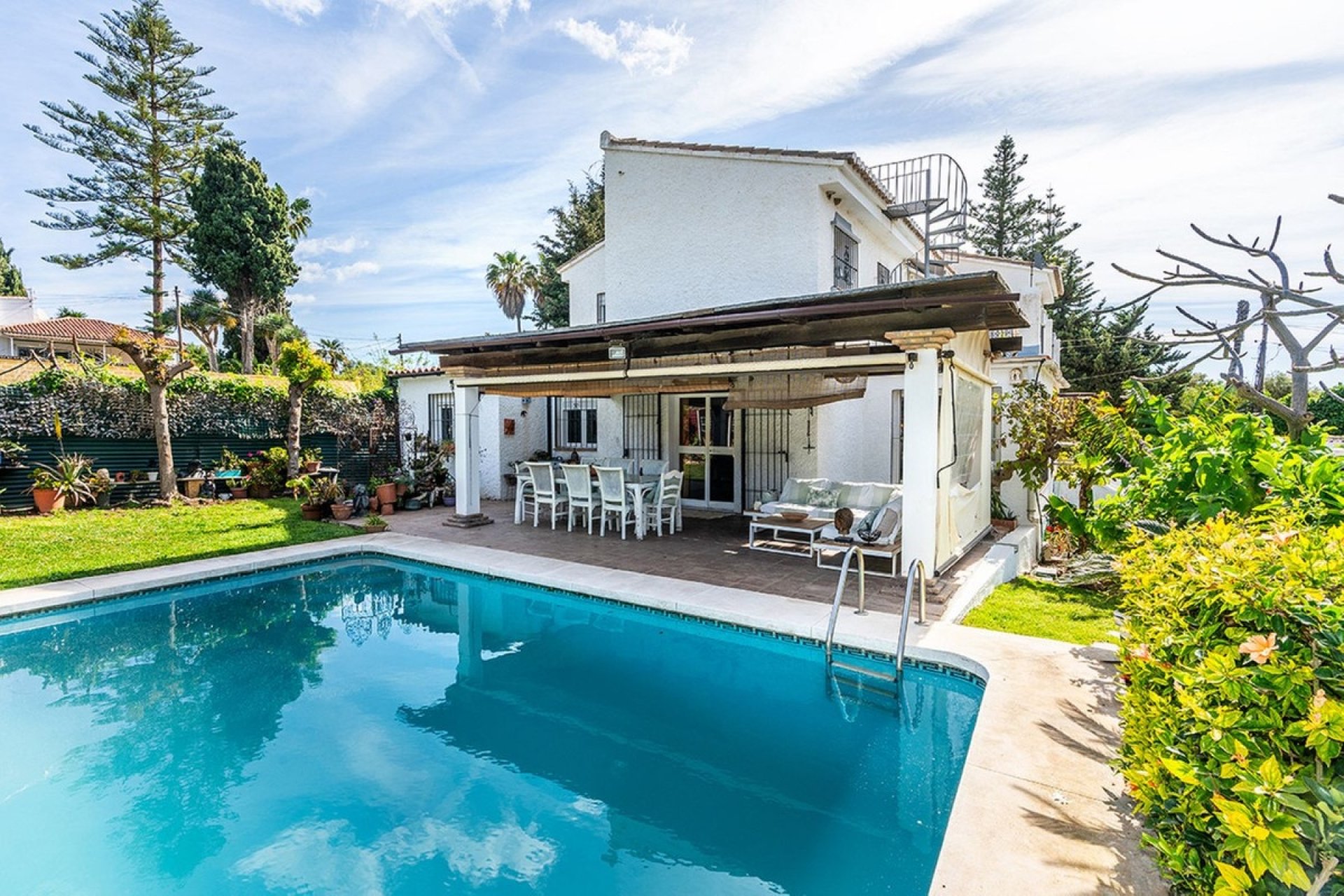 Resale - Villa - Marbella - Río Real