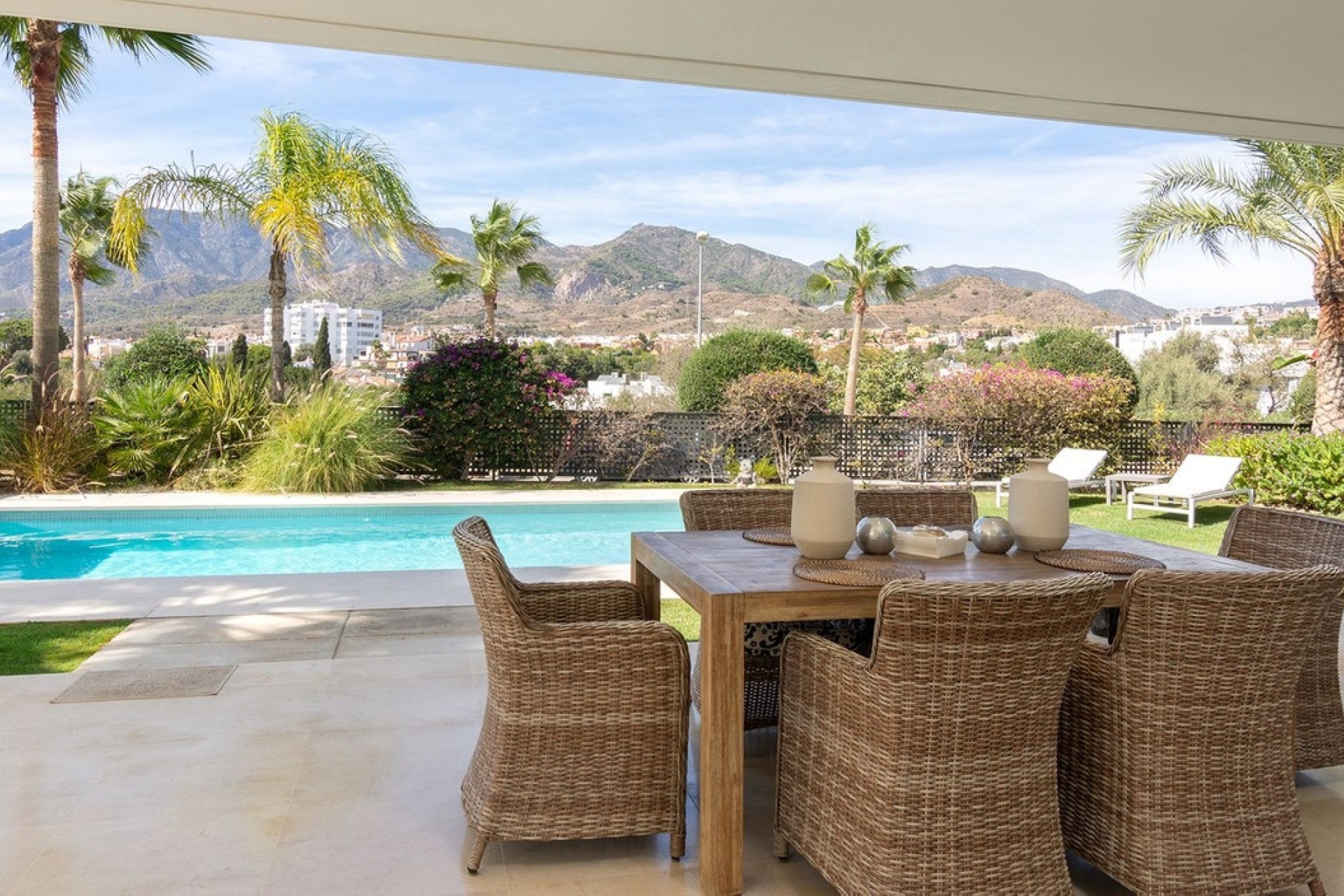 Resale - Villa - Marbella - Río Real