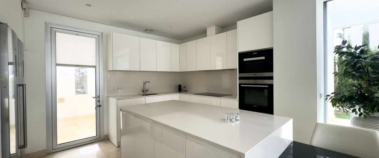 Resale - Villa - Marbella - Río Real