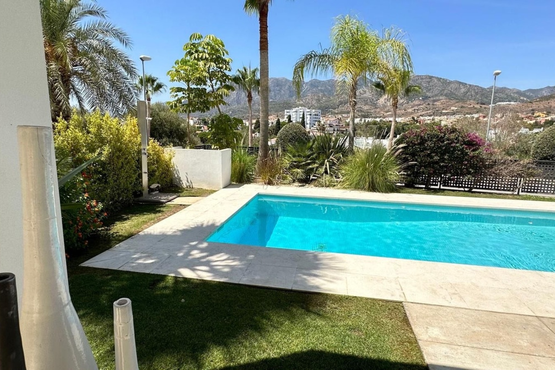 Resale - Villa - Marbella - Río Real