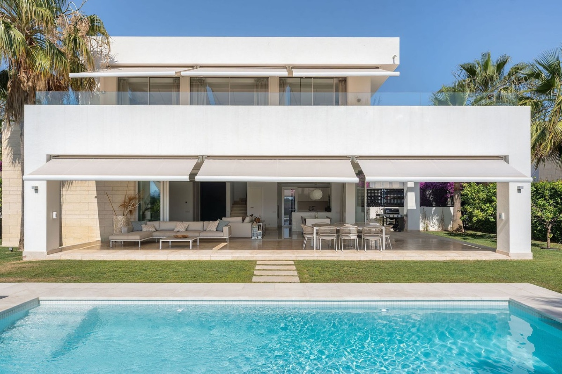 Resale - Villa - Marbella - Río Real