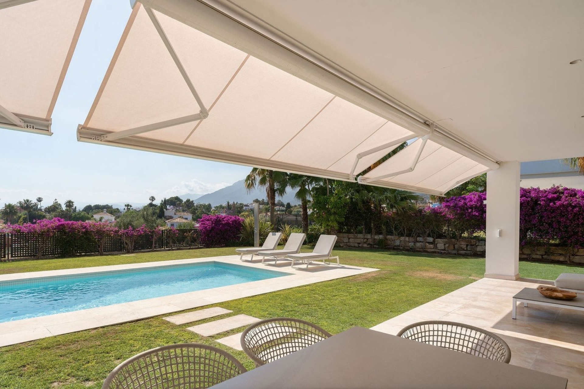 Resale - Villa - Marbella - Río Real